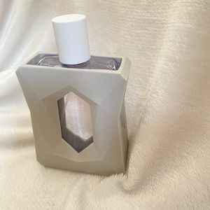 Ariana Grande God is a Woman eau de parfum